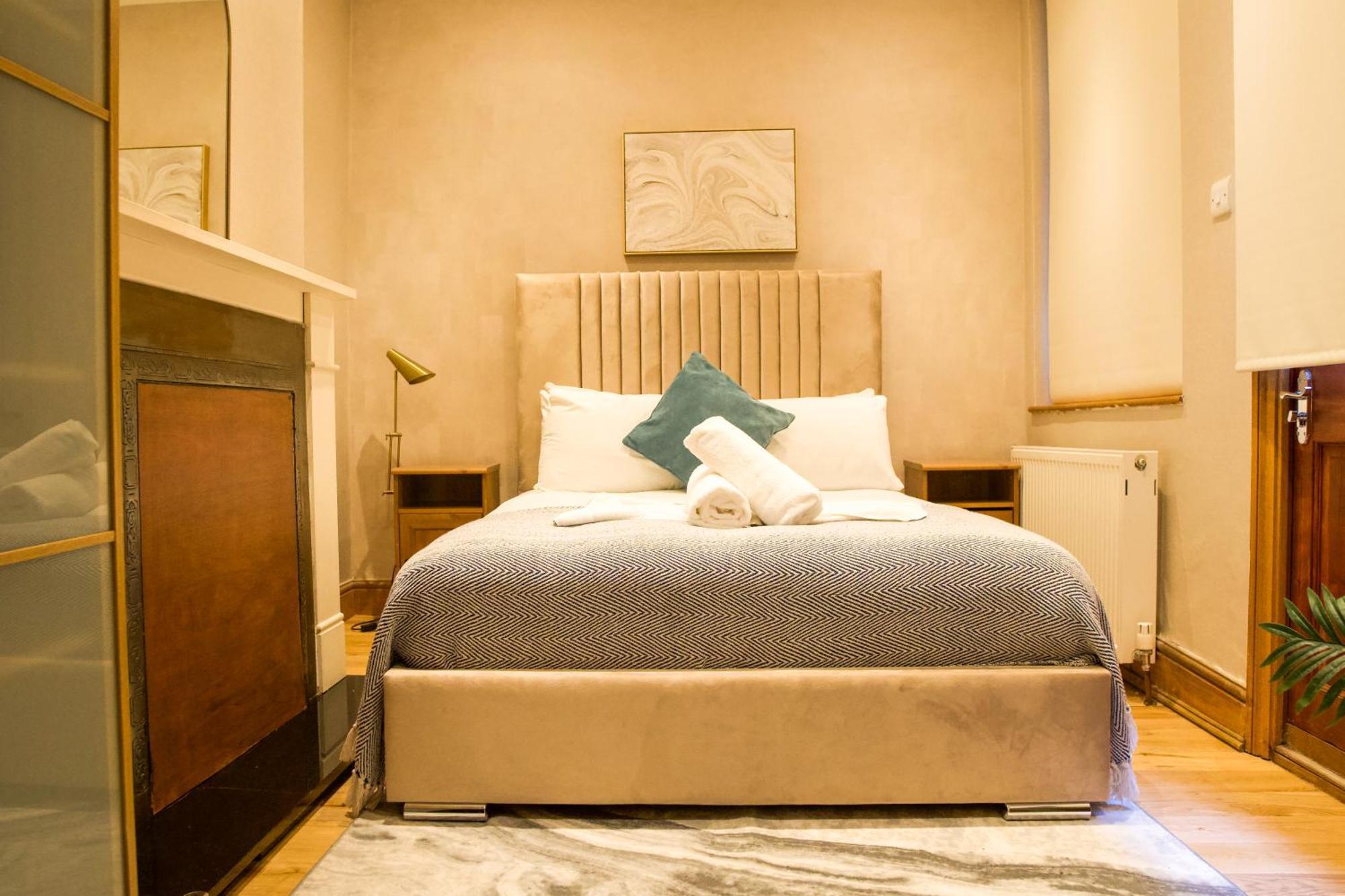 Imperial Earls Court Apartments ลอนดอน ภายนอก รูปภาพ